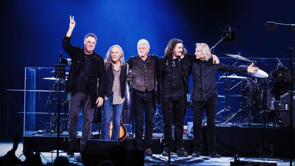 Eagles - Suite Reservation