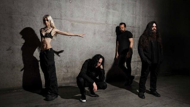 The Pretty Reckless Dear God Tour