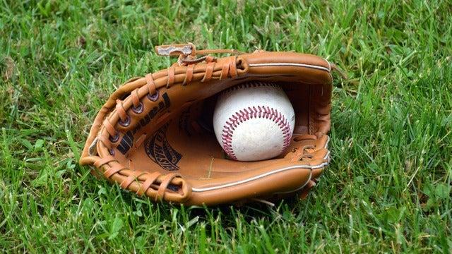 Peoria Chiefs vs. Quad Cities River Bandits