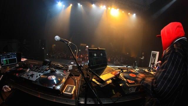 DJ Ryan Wolf Live!